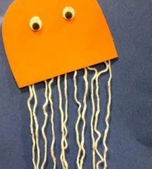 Jellyfish craft project for kids.